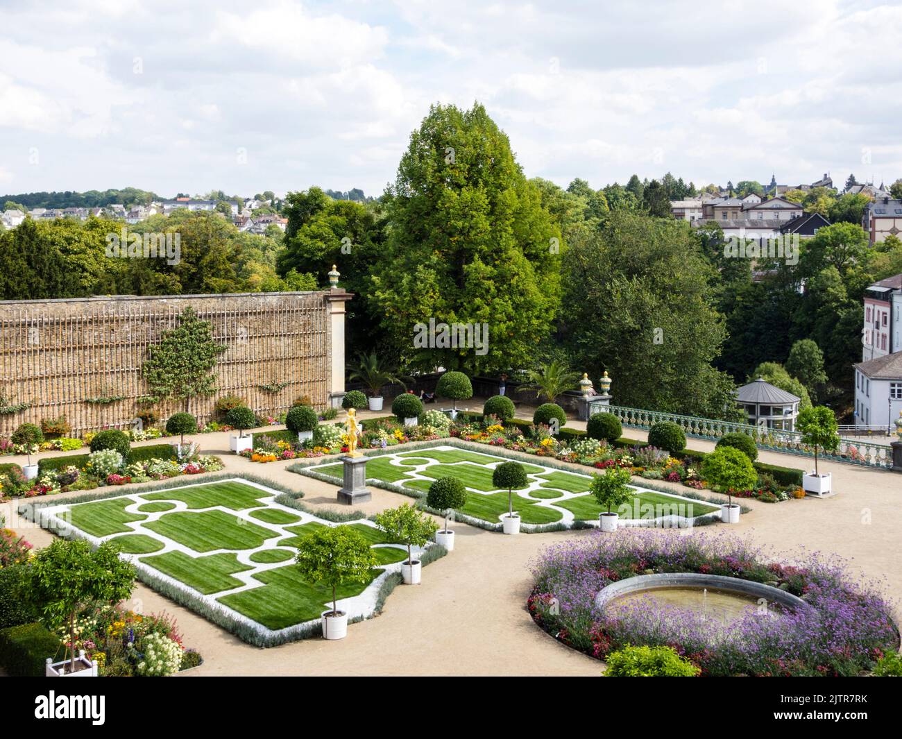 The baroque gardens of Schloss Weilburg in Weilburg (Hesse/Germany) Stock Photo