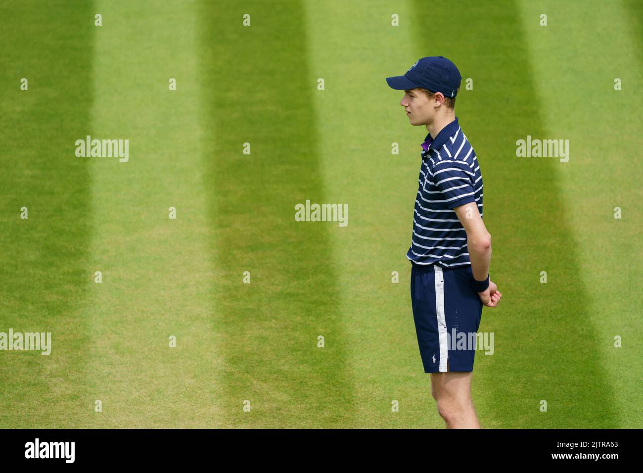 Ball boys and girls at Wimbledon Championships Stock Photo Alamy