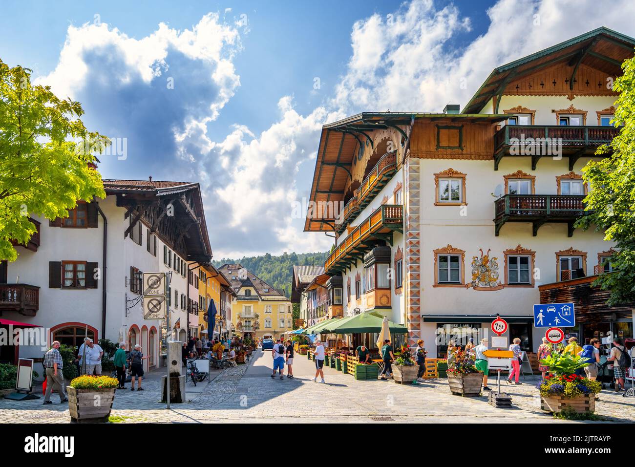 Historical city of Mittenwald, Bavaria, Germany Stock Photo - Alamy