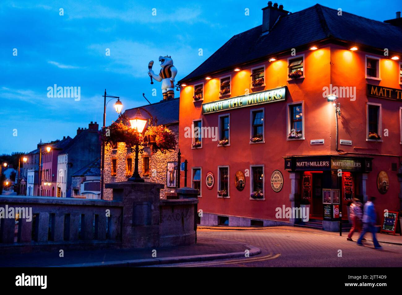 Matt the millers bar hires stock photography and images Alamy
