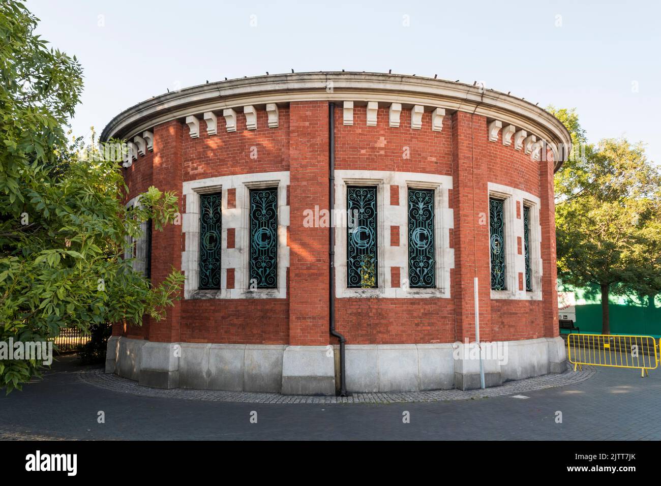 Rotherhithe Tunnel ventilation shaft 3 in King Edward VII Memorial Park, Tower Hamlets. Stock Photo