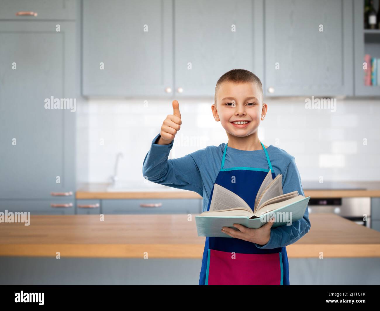 Recipe book cooking teen hi-res stock photography and images - Alamy