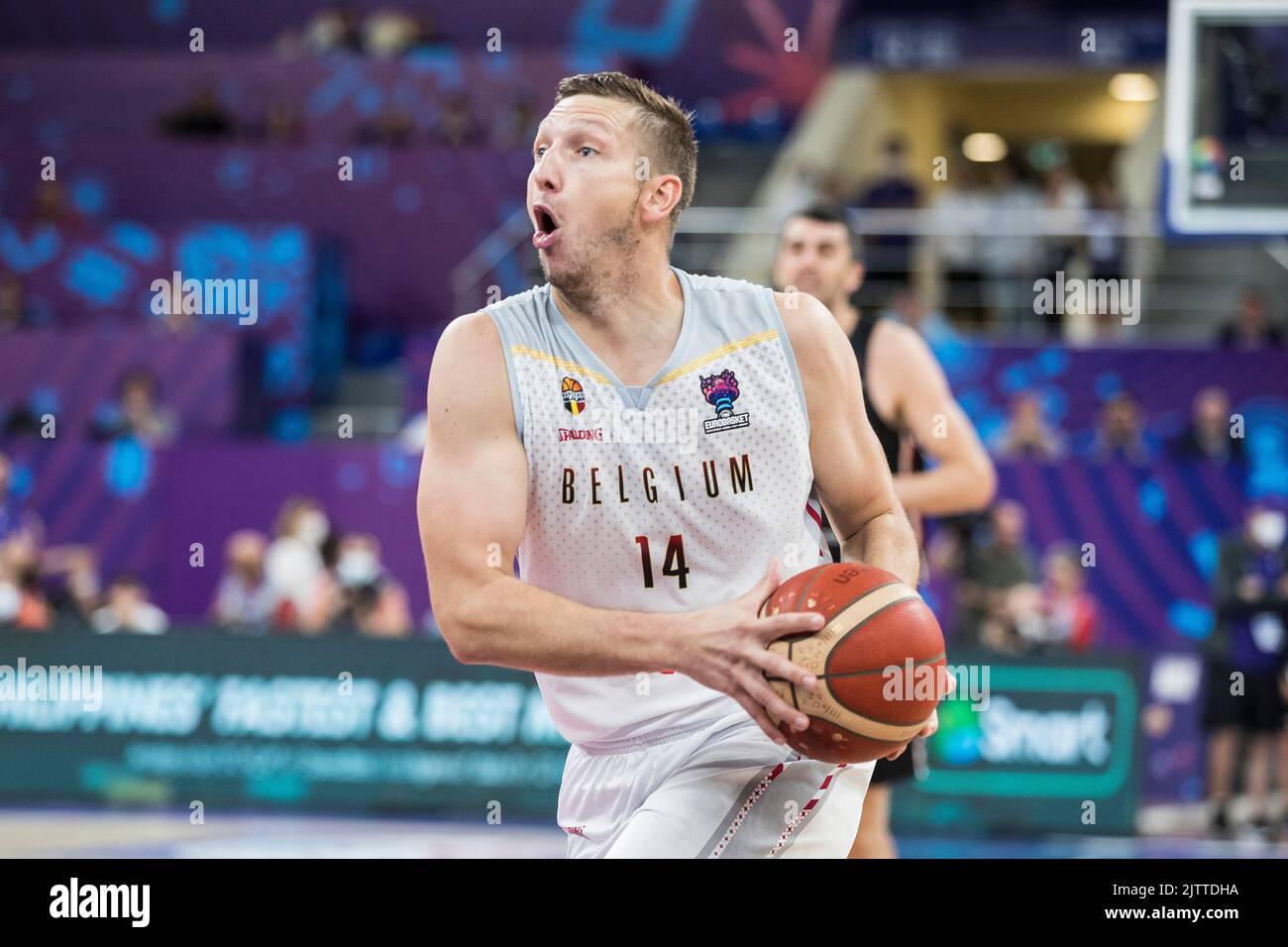Belgium's Maxime De Zeeuw pictured in action during the match between the  Belgian Lions and Georgia, game one of five in group A at the EuroBasket  2022, Thursday 01 September 2022, at