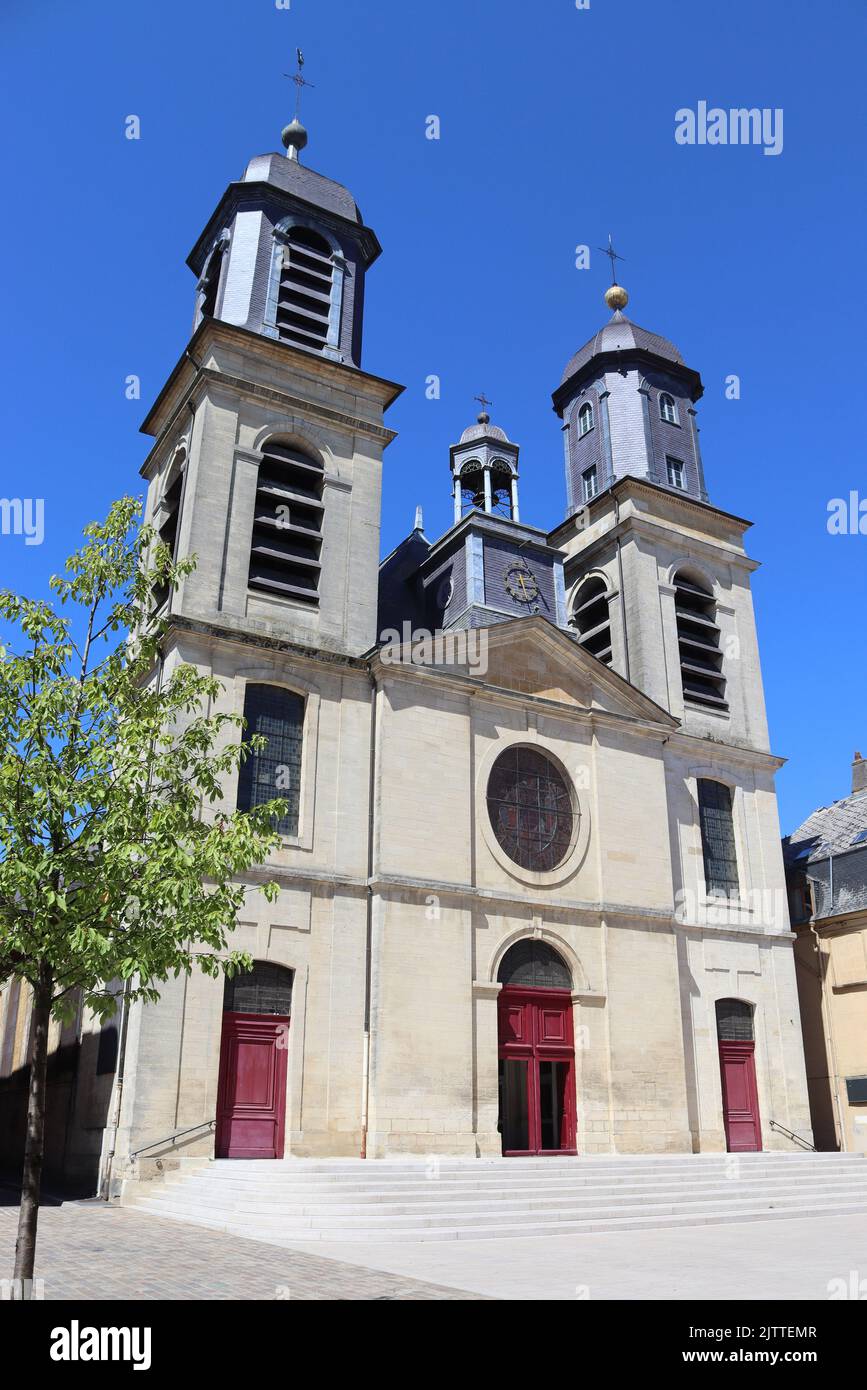 The lovely facade of Saint-Charles-Borromée church in Sedan, in the Grand Est region of France. Classic style architecture with a bckground of clear b Stock Photo
