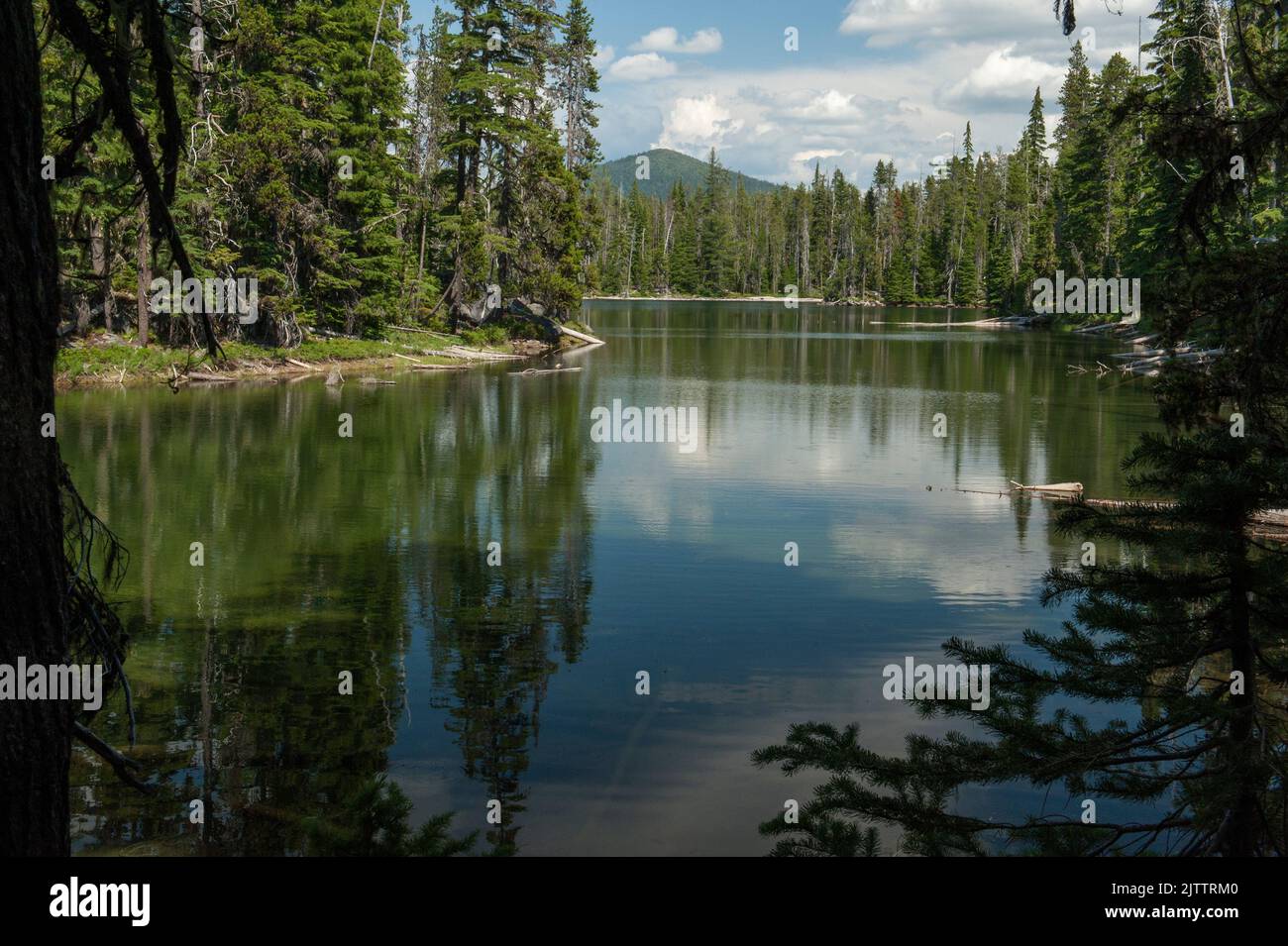 East Hanks Lake in the Three Sisters Wilderness, with Cultus Mountain in the distance. Stock Photo