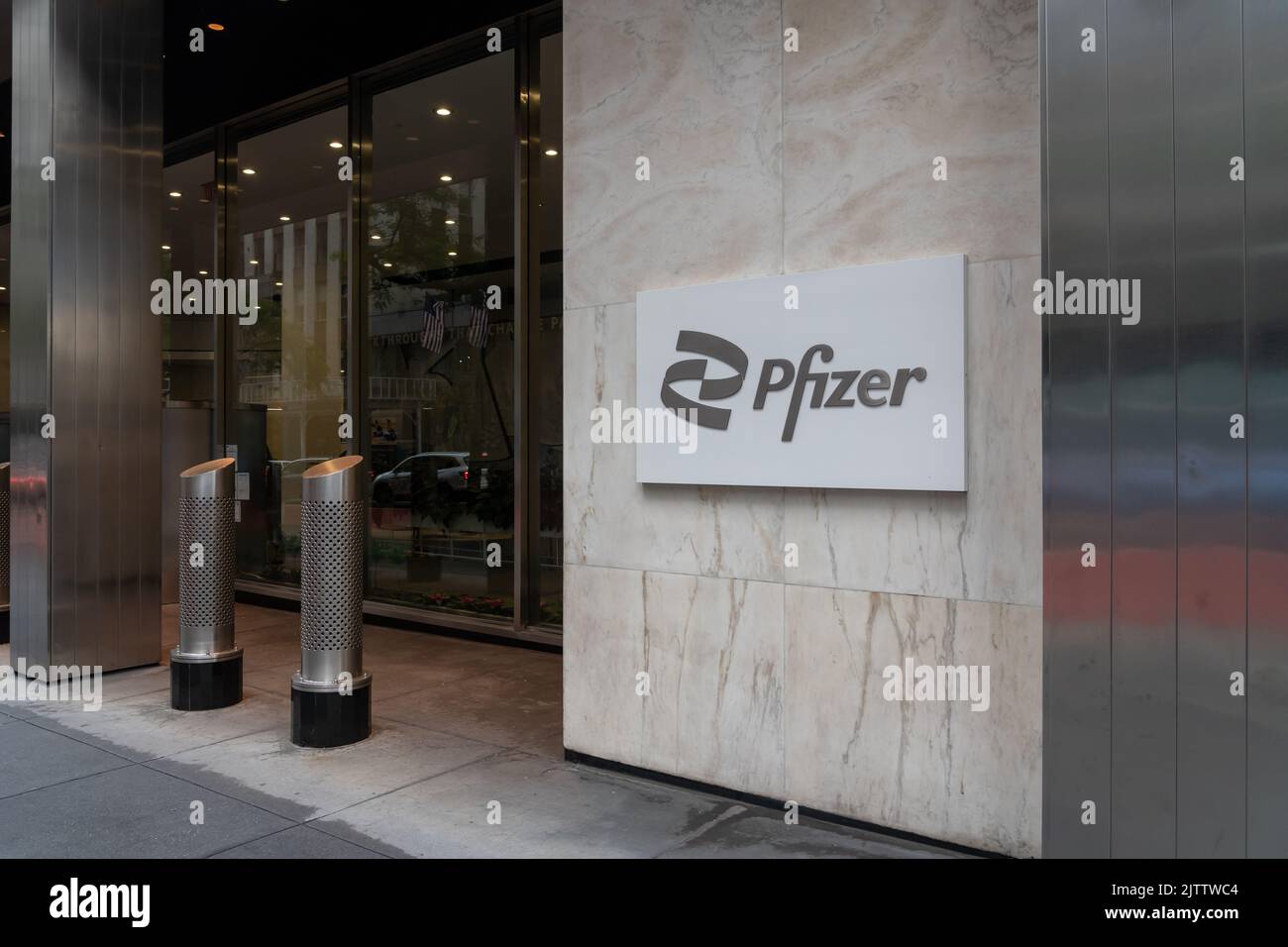 New York City, NY, USA - August 22, 2022: The entrance to Pfizer world headquarters in New York City, USA. Stock Photo