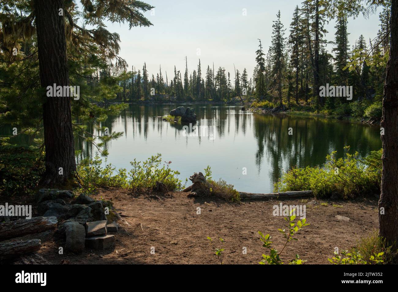 Notch Lake, in Oregon's Diamond Peak Wilderness. Stock Photo