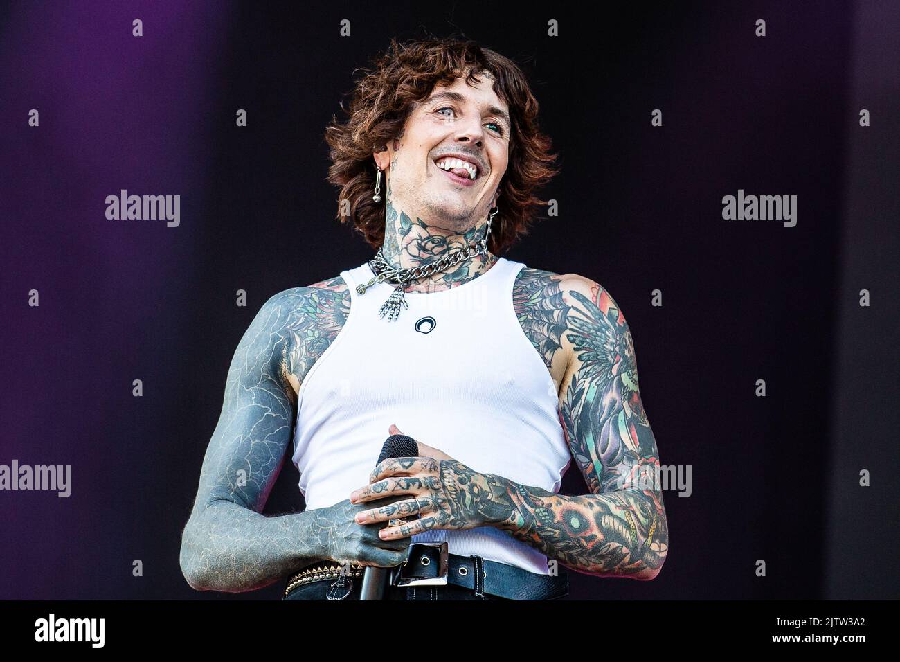 July 25, 2023, Tampa, Florida, USA: Oliver Sykes, of Bring Me The Horizon,  talks to the