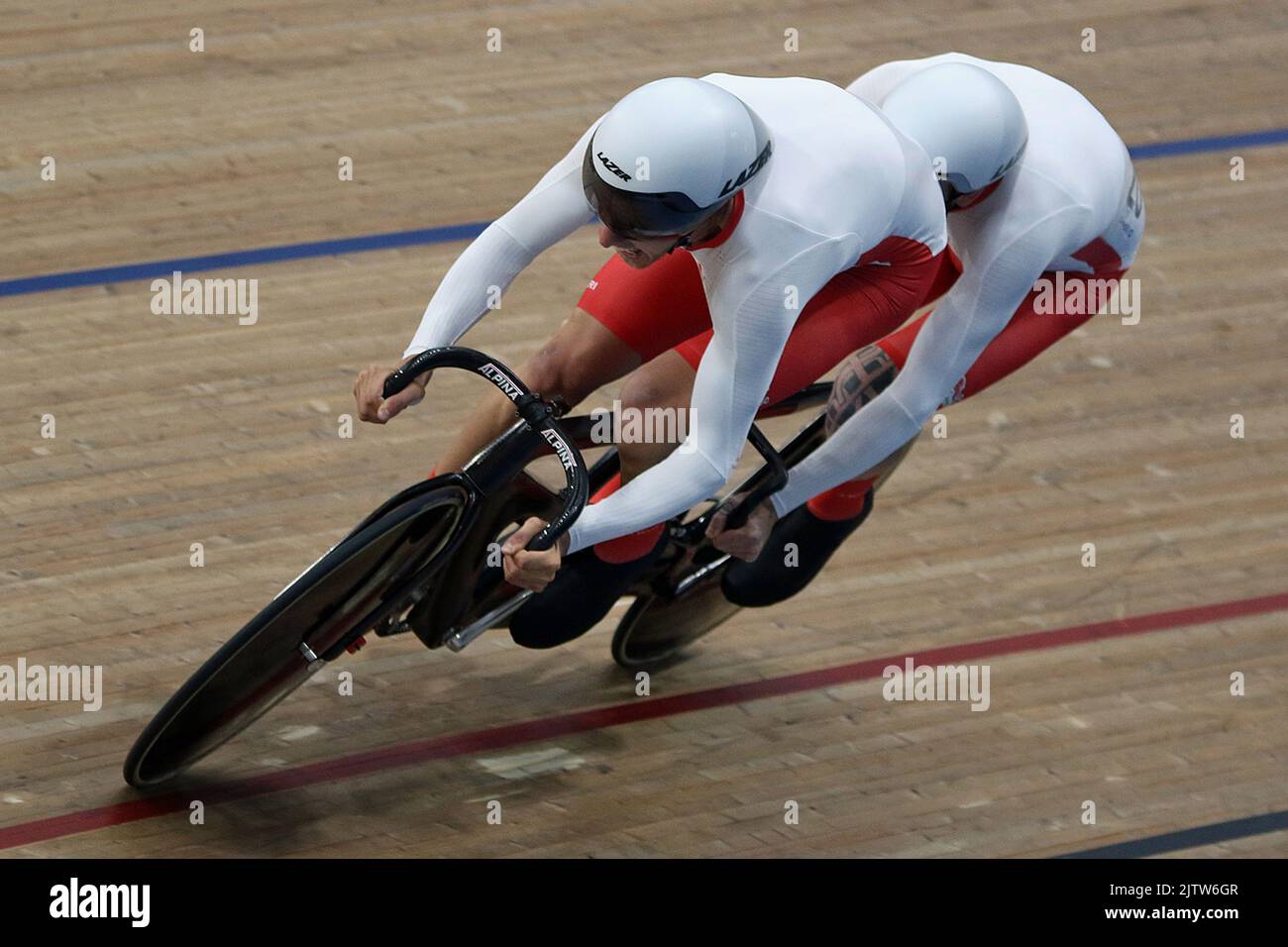 Stephen BATE of England along with his pilot Christopher Latham in the