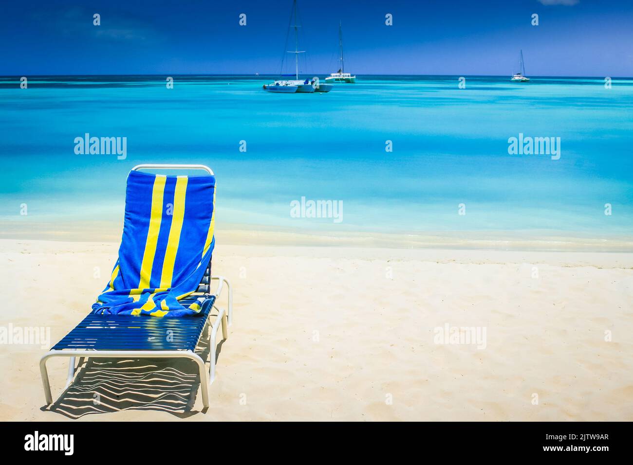 Caribbean beach people bed hi-res stock photography and images - Alamy