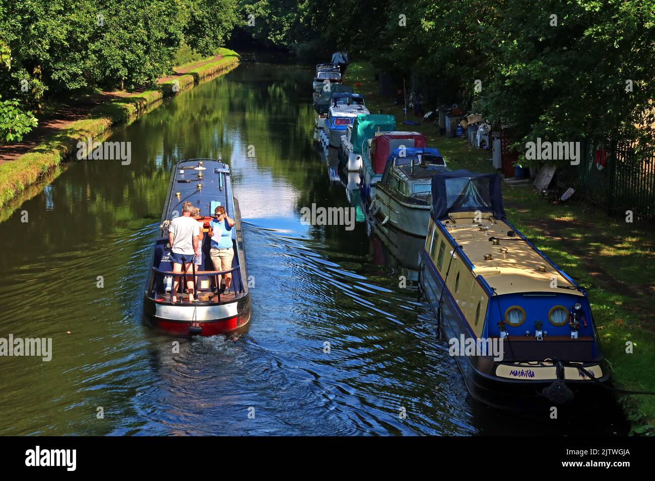 Canal barges on the Bridgewater, at Pickering's Bridge, Thelwall, Warrington, Cheshire, England, UK, WA4 2JQ Stock Photo