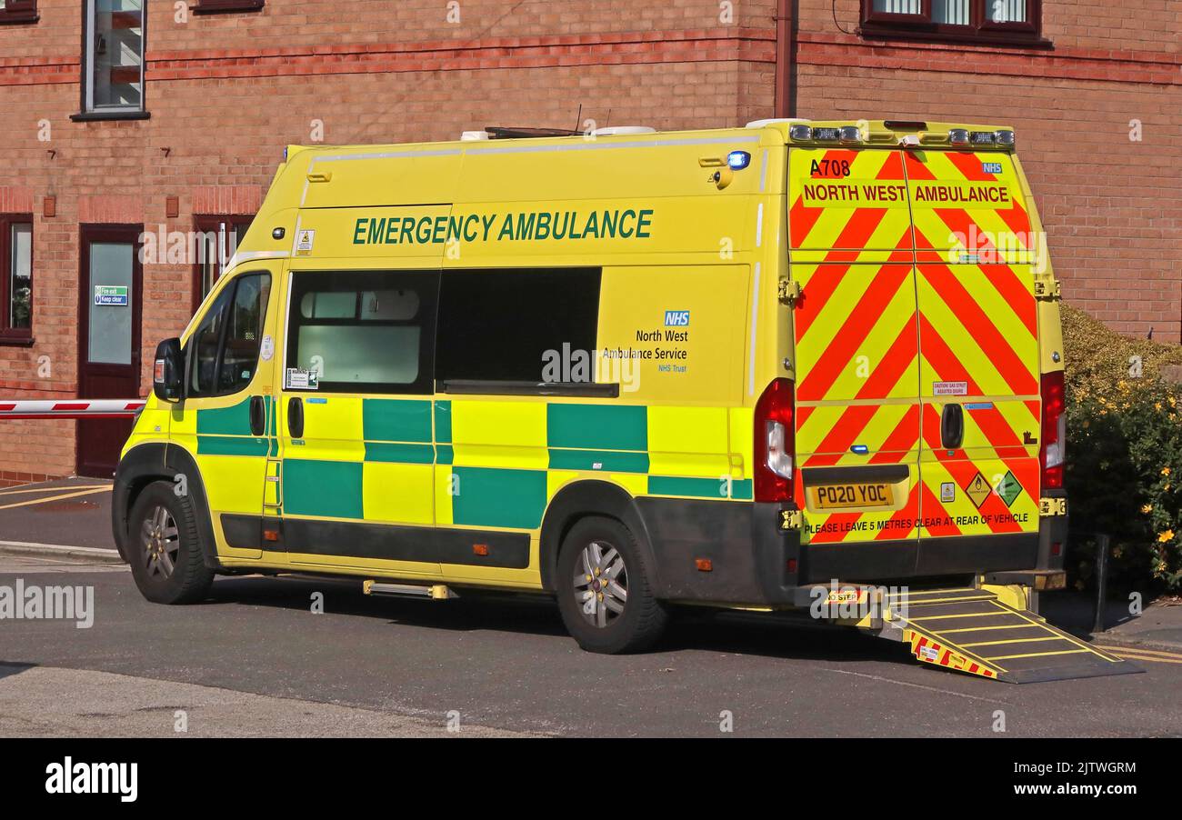 North West Ambulance Service, NHS Emergency Ambulance on call, in Grappenhall, Warrington, Cheshire,England, UK Stock Photo