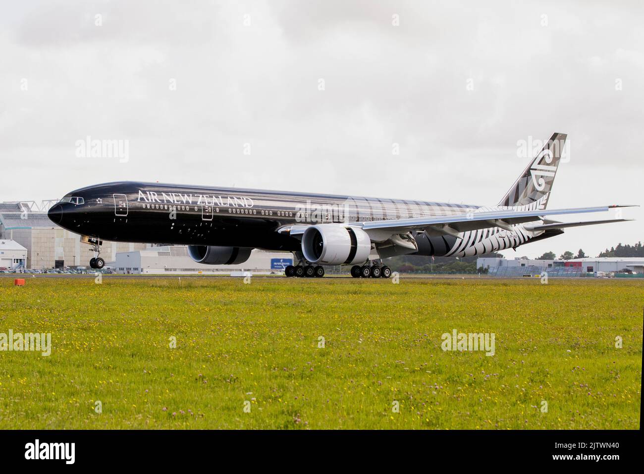 The world's largest black aircraft in Air New Zealand's black paint colour scheme celebrating the All Blacks winning the Rugby World Cup Stock Photo