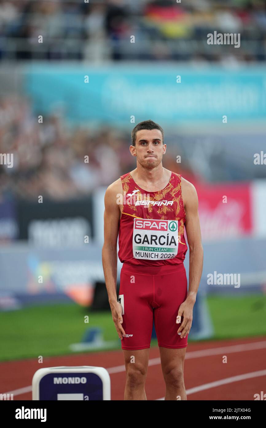 Mariano Garcia participating in the 800 meters of the European