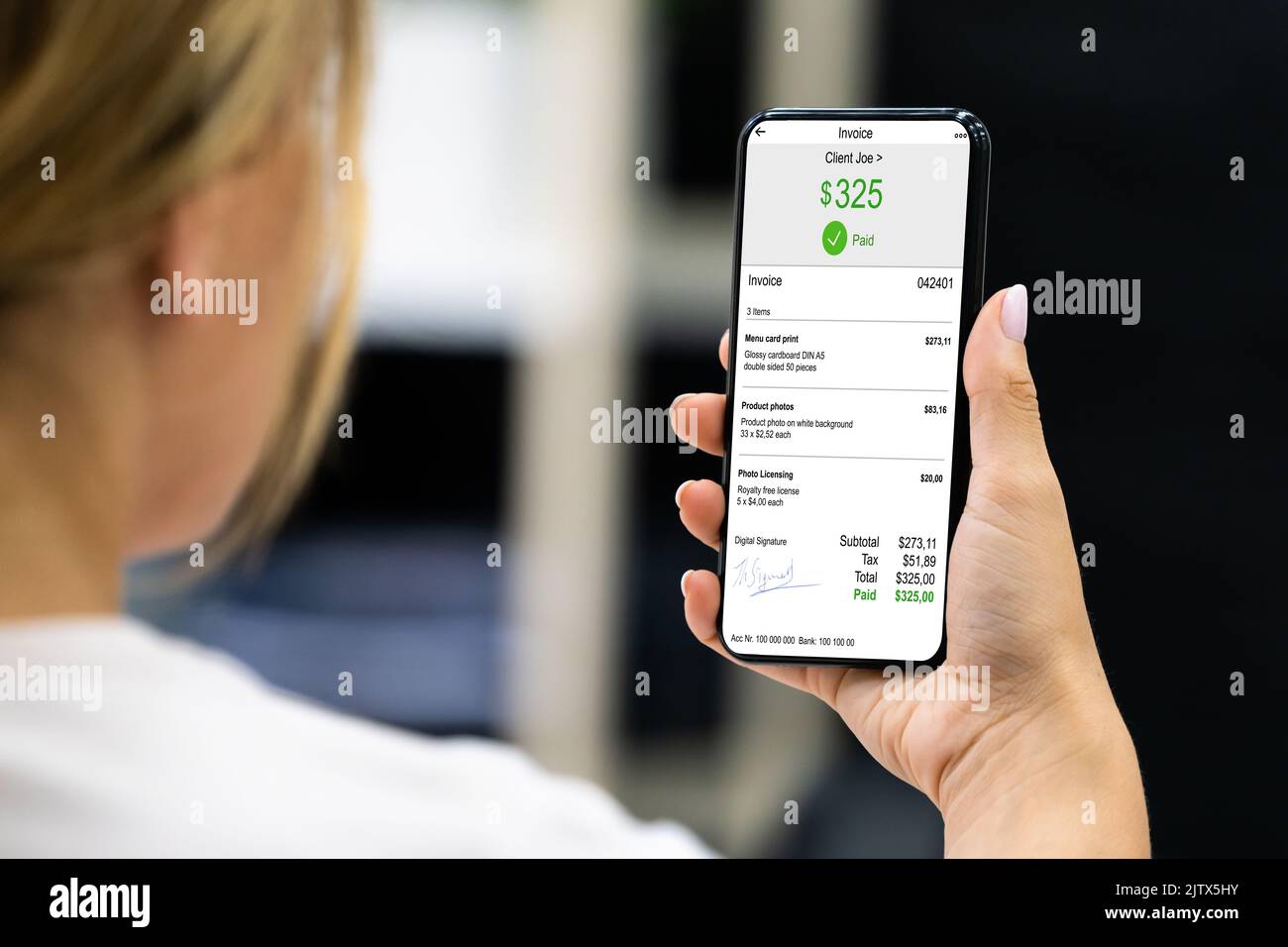 E Invoice Online Software On Mobile Phone Stock Photo Alamy