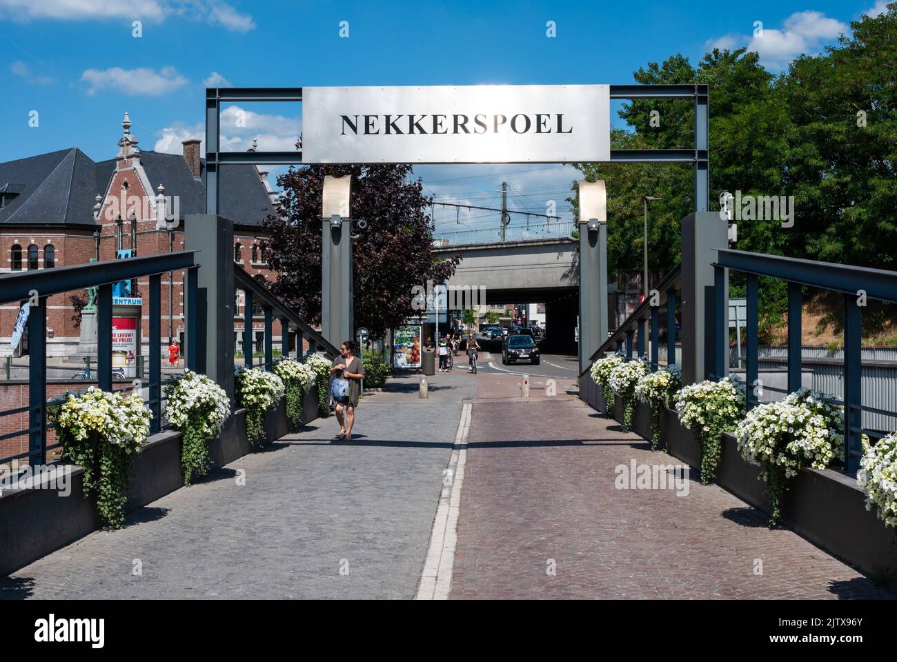 openingsuren action mechelen nekkerspoel