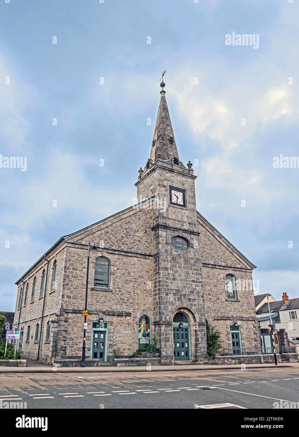 The Devonport Library and St Aubyn Church live side by side on the historic church building in the Plymouth suburb of Devonport. The library has limit Stock Photo
