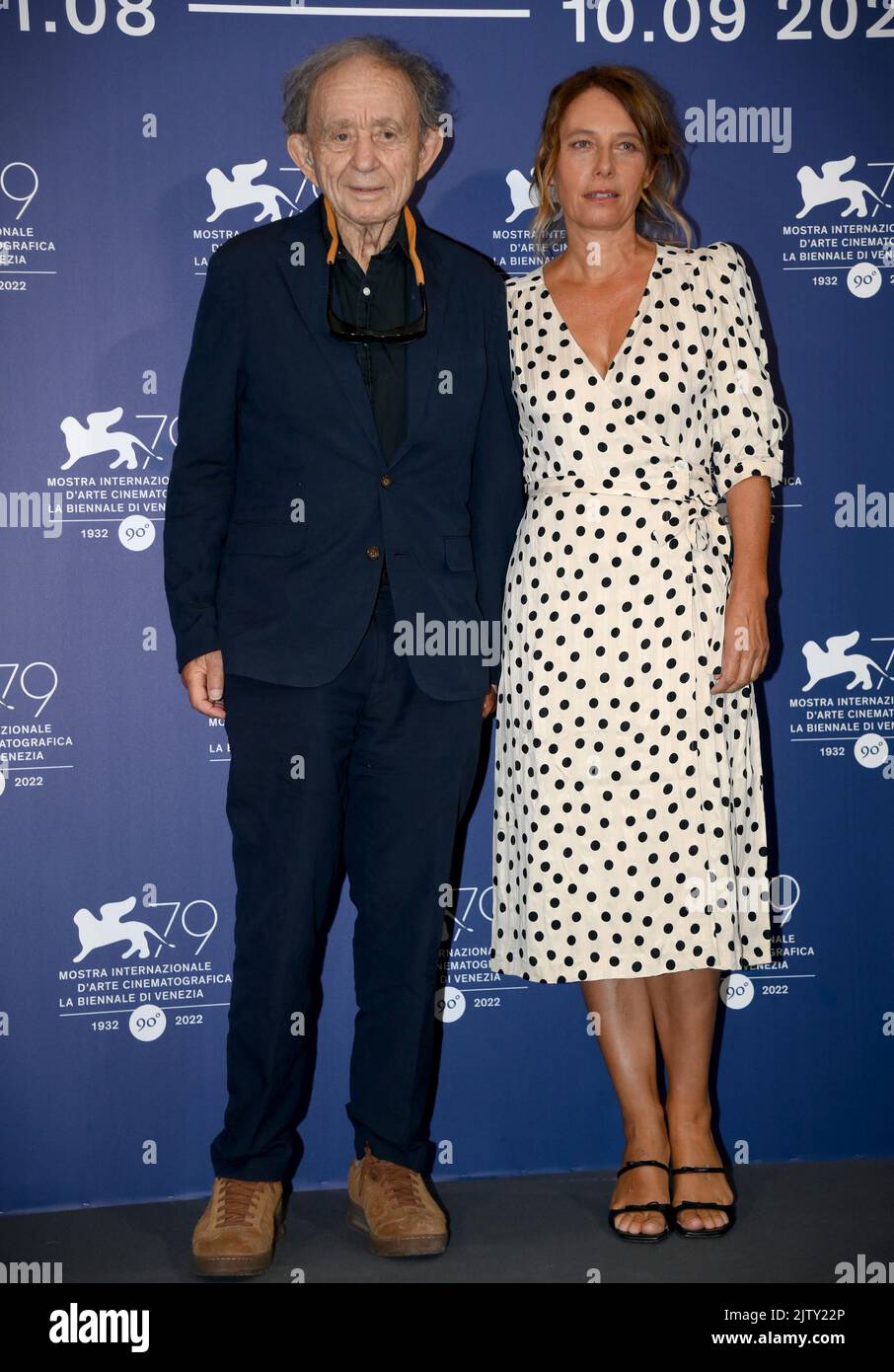 September 2 2022 VENICE Filmmaker Frederick Wiseman And Actress september-2-2022-venice-filmmaker-frederick-wiseman-and-actress