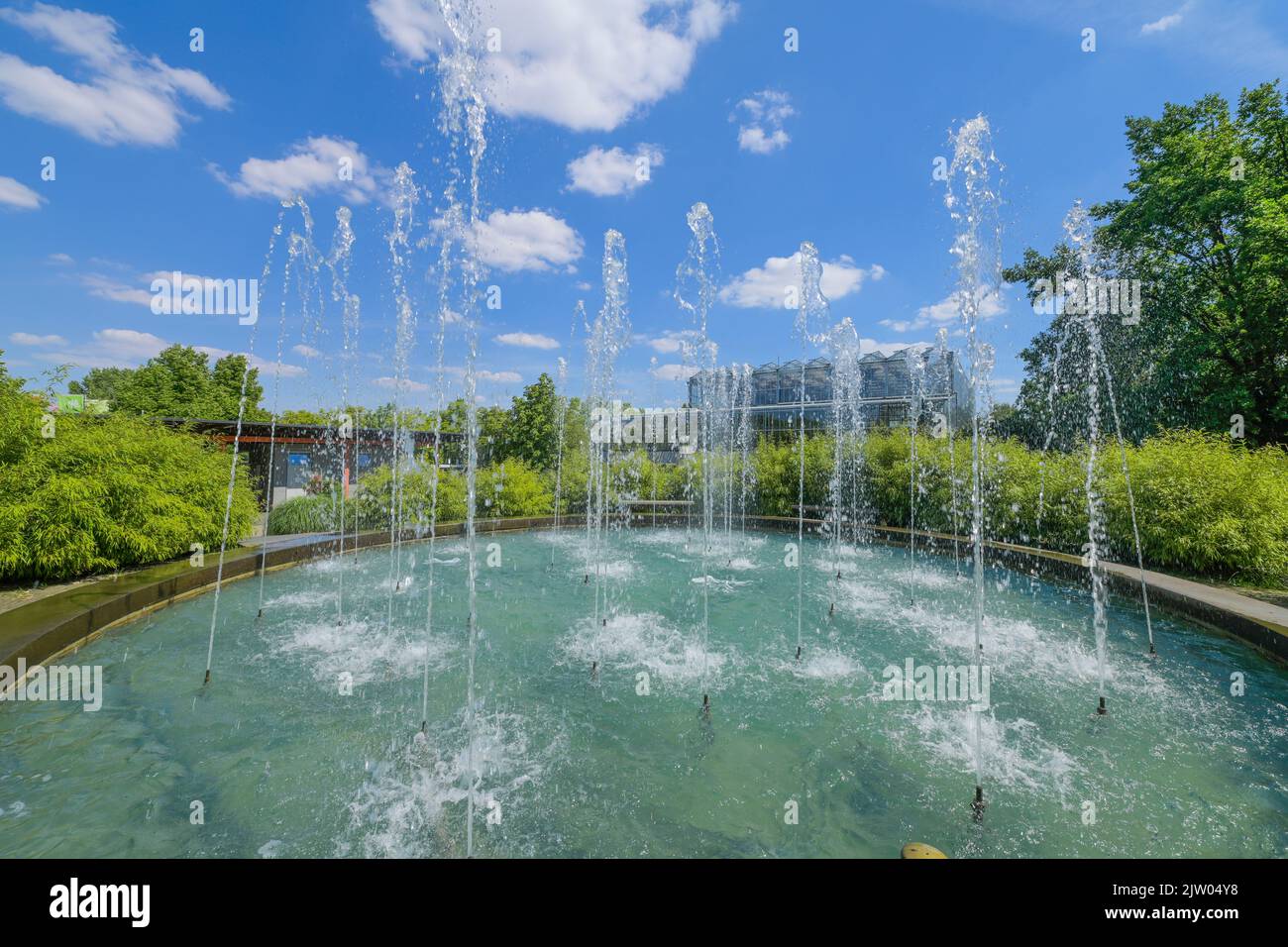 Brunnen am Eingang Nord, Gärten der Welt, Marzahn, Berlin, Deutschland