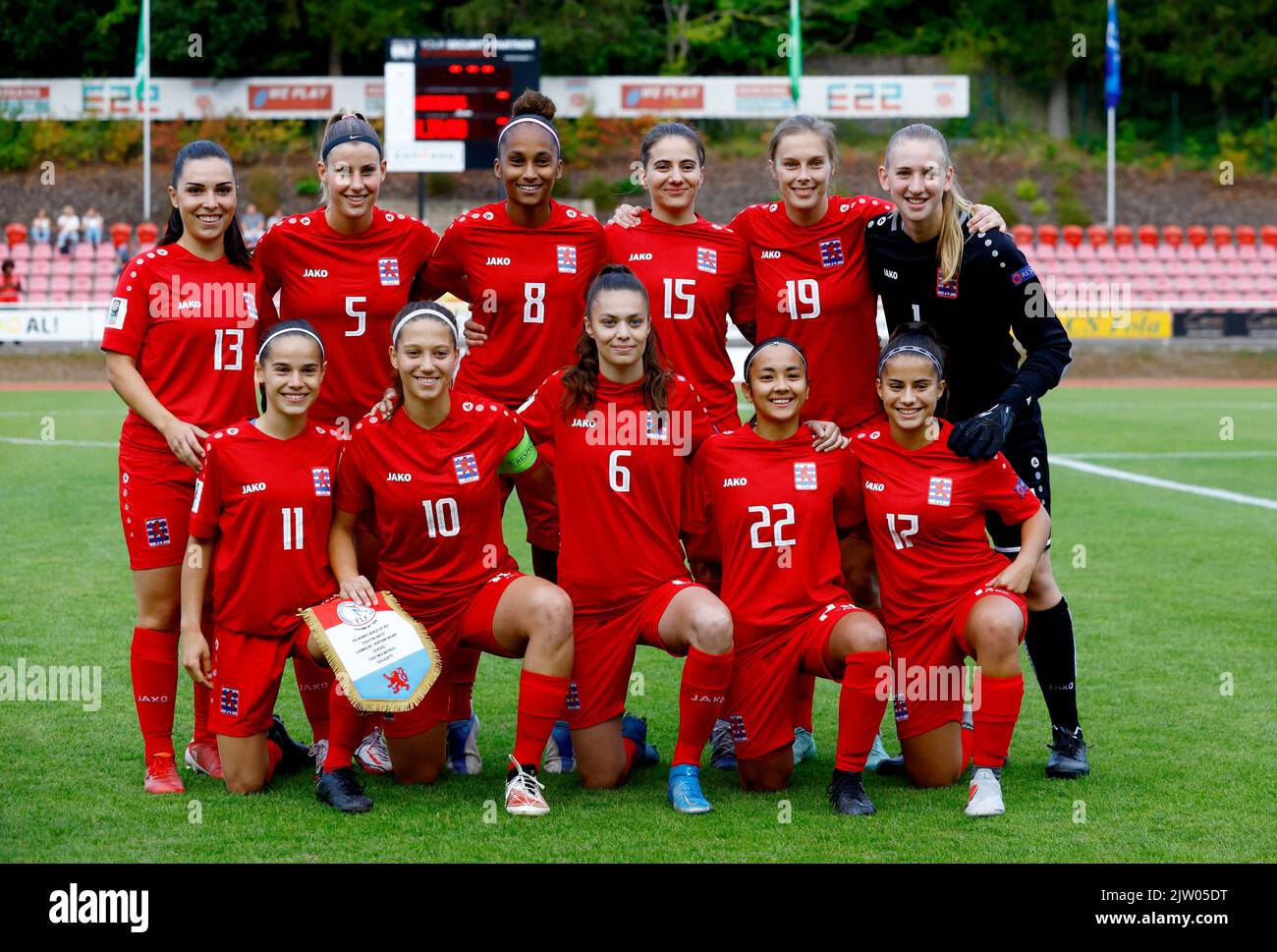 Soccer Football - FIFA Women's World Cup Australia and New Zealand - UEFA Qualifiers - Group D - Luxembourg v Northern Ireland - Stade Emile Mayrisch, Esch-sur-Alzette, Luxembourg - September 2, 2022 Luxembourg players pose for a team group photo before the match REUTERS/Gonzalo Fuentes Stock Photo