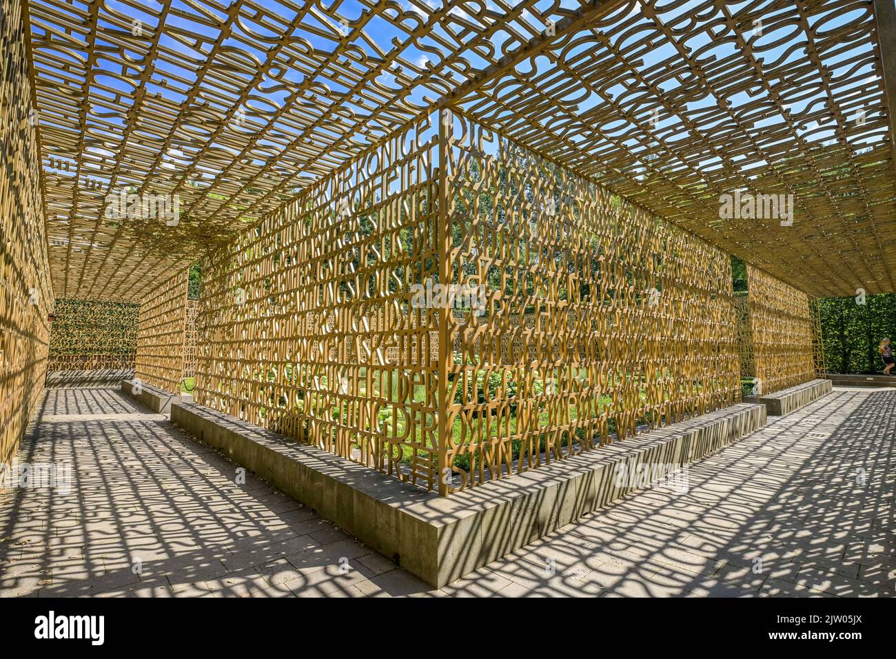 Der park der buchstaben hires stock photography and images Alamy