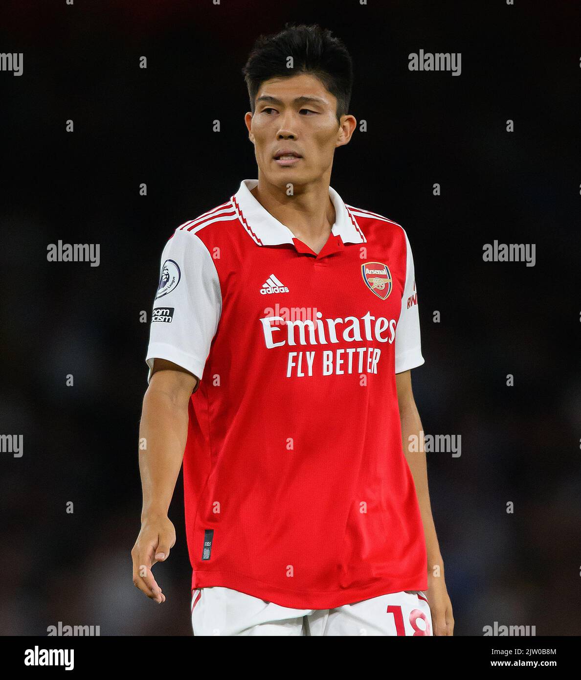 \ud83d\udcf8 First look: Tomiyasu in Arsenal colours | Gallery | News | Arsenal.com