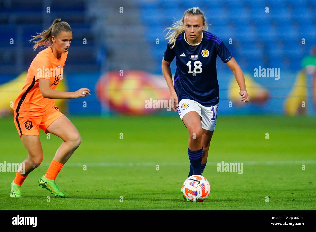 Claire emslie scotland hires stock photography and images Alamy