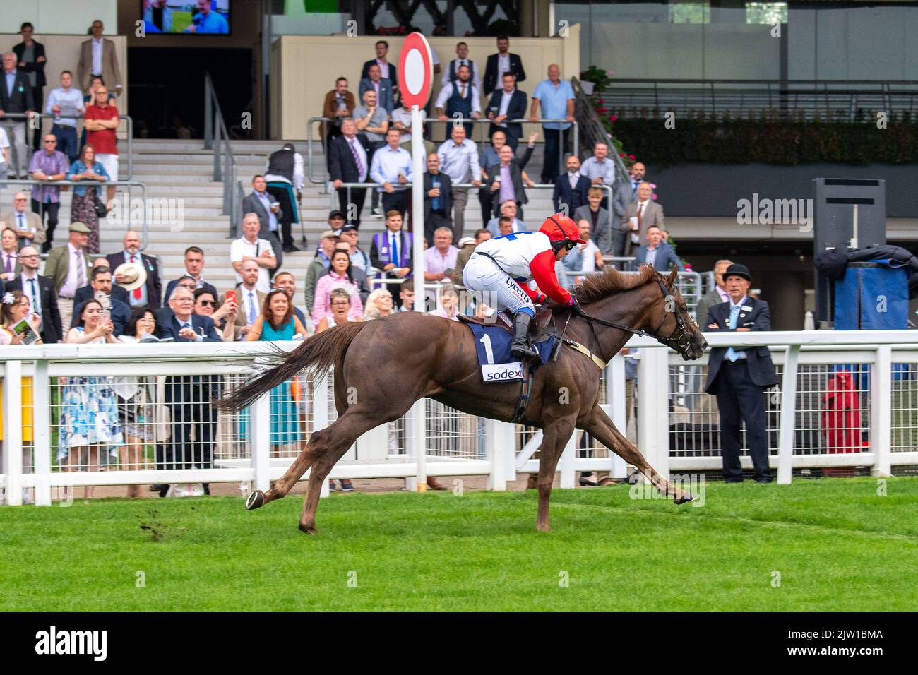 Ascot, Berkshire, UK. 2nd September, 2022. Horse Sound of Iona ridden by jockey Amie Waugh wins the Bateaux London Fillies' Handicap Stakes at the Ascot Racecourse September Racing Weekend. Owner Mr and Mrs G Grant and the Reluctant Suitors. Trainer Jim Goldie, Glasgow. Credit: Maureen McLean/Alamy Live News Stock Photo