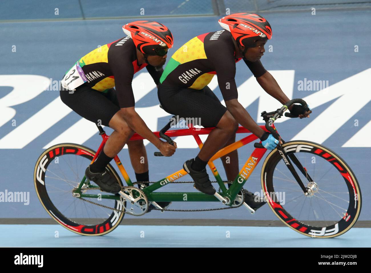 Frederick ASSOR of Ghana along with his pilot Rudolf Mensah in the Men