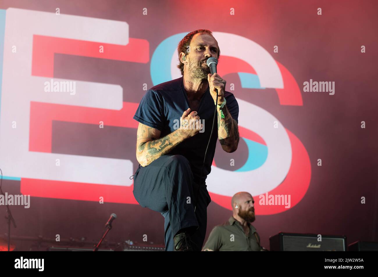 idles-edinburgh-hi-res-stock-photography-and-images-alamy