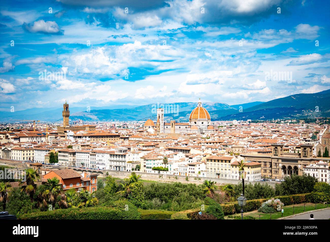 Florencia Italia 01/09/2022 / Reportaje de Florencia sus puentes catedrales panorámicas de la ciudad Stock Photo