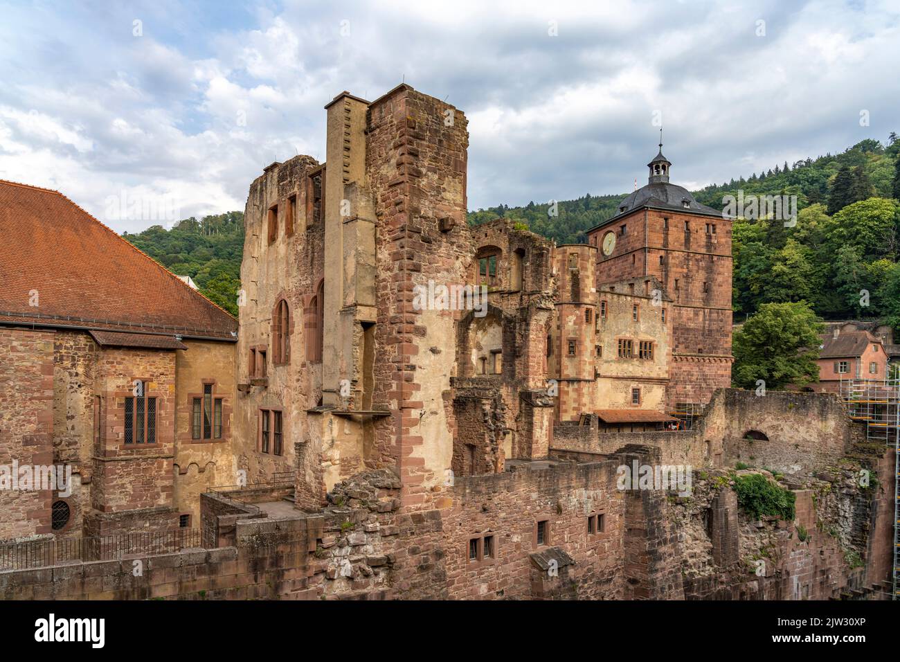 Ruine des Schloss in Heidelberg, Baden-Württemberg,  Deutschland | Ruins of Schloss Heidelberg in Heidelberg, Baden-Württemberg, Germany Stock Photo