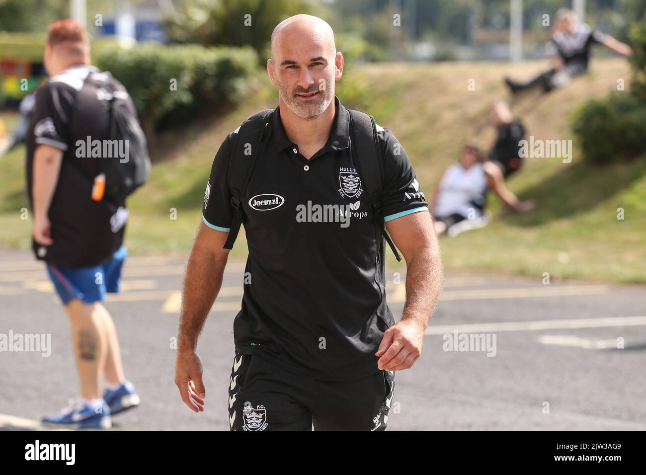 Danny Houghton #9 of Hull FC arrives at MKM Stadium, Hull, United Kingdom, 3rd September 2022  (Photo by David Greaves Photos/ Via/News Images) Stock Photo