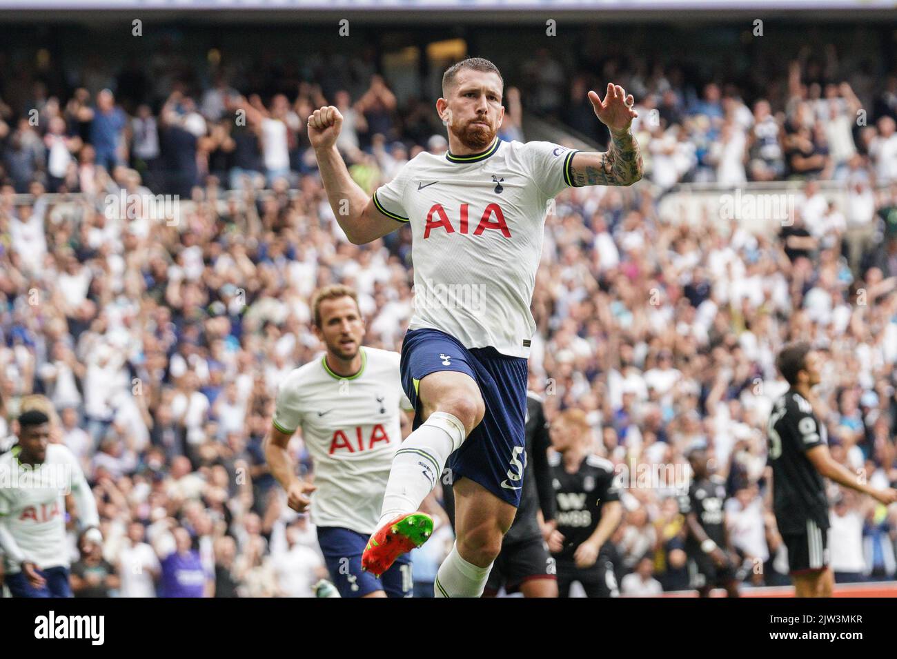 Tottenham goal celebration 2022 hi-res stock photography and images - Alamy