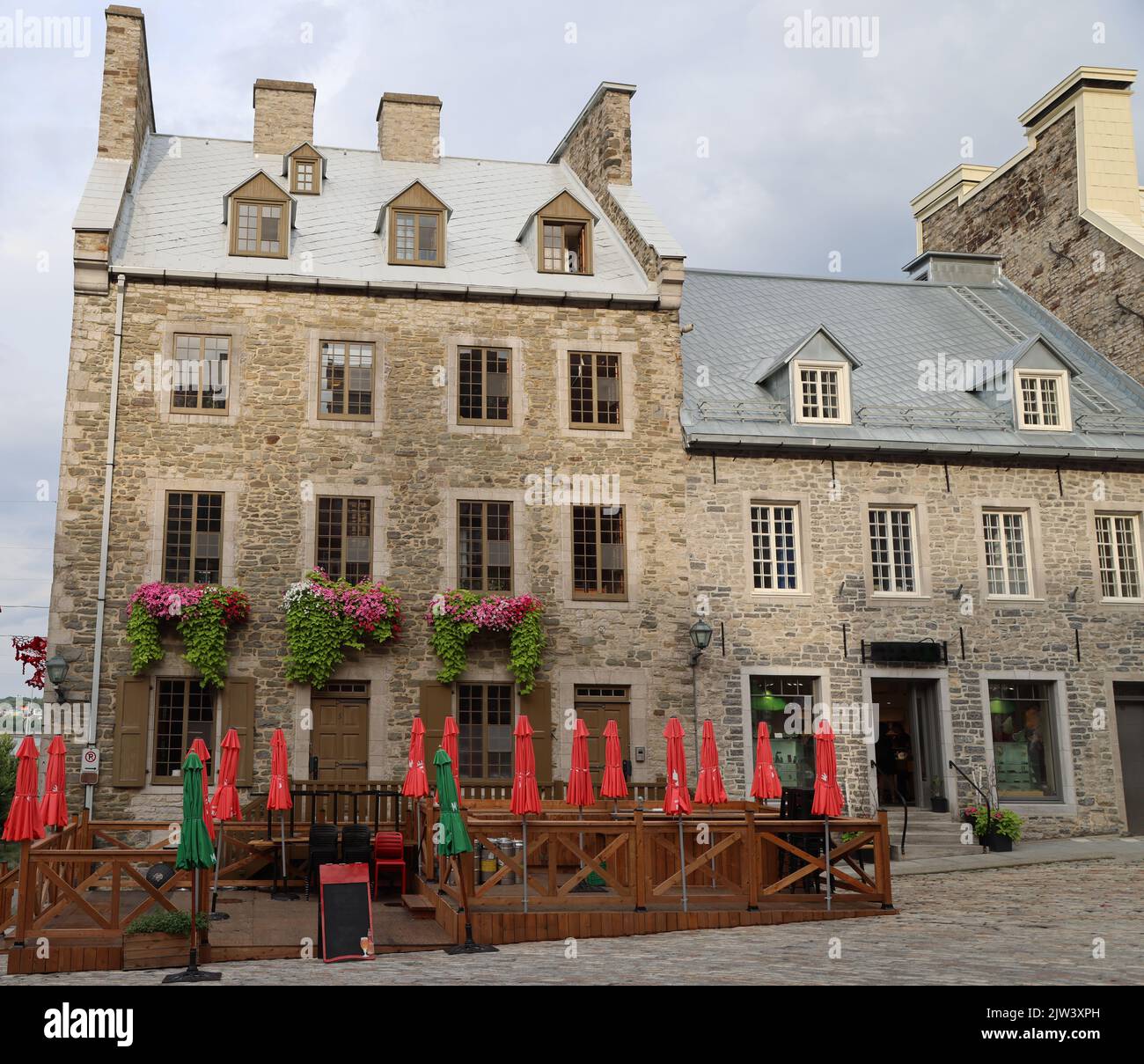 The characteristic houses of the city of Quebec Stock Photo Alamy