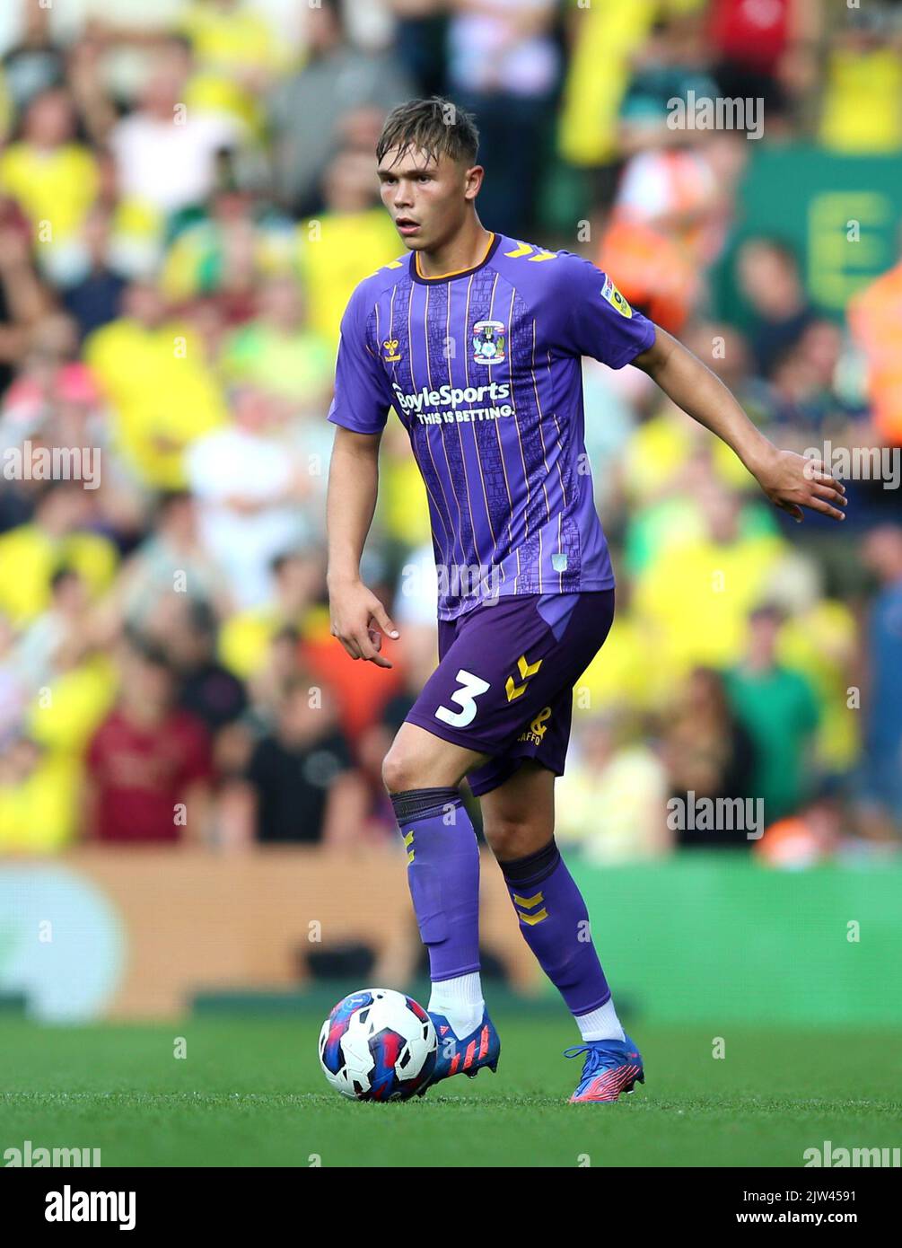 Coventry City's Callum Doyle during the Sky Bet Championship match at Carrow Road, Norwich. Picture date: Saturday September 3, 2022. Stock Photo