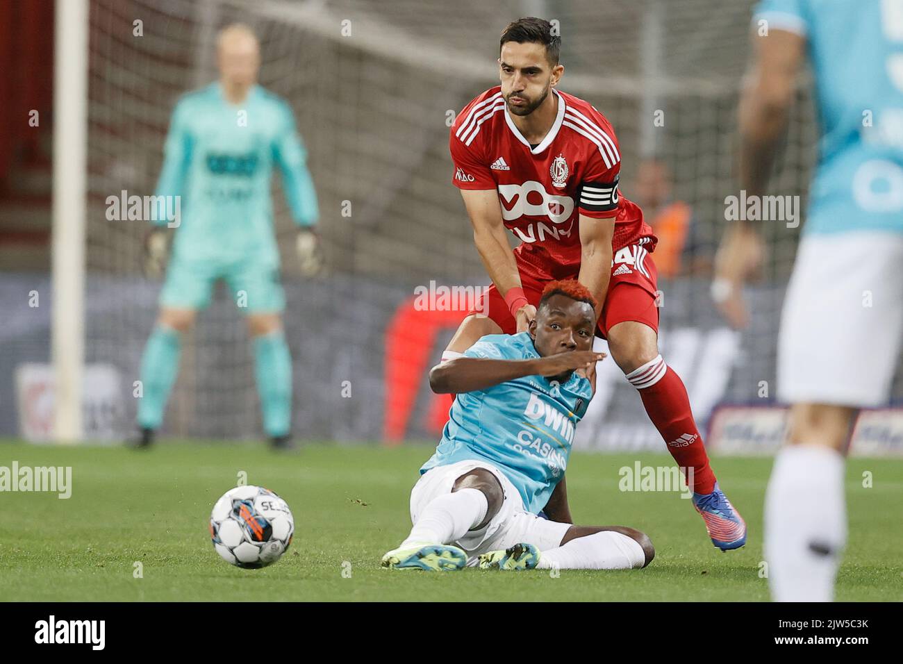 Kv oostende hi-res stock photography and images - Page 5 - Alamy, 1860  munich sofifa - thirstymag.com