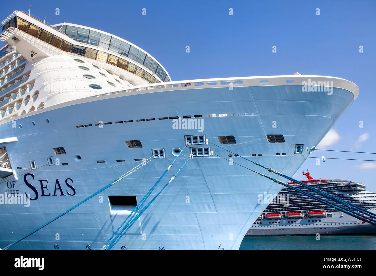 Anthem of the seas quantum class cruise ship hires stock photography and images Alamy