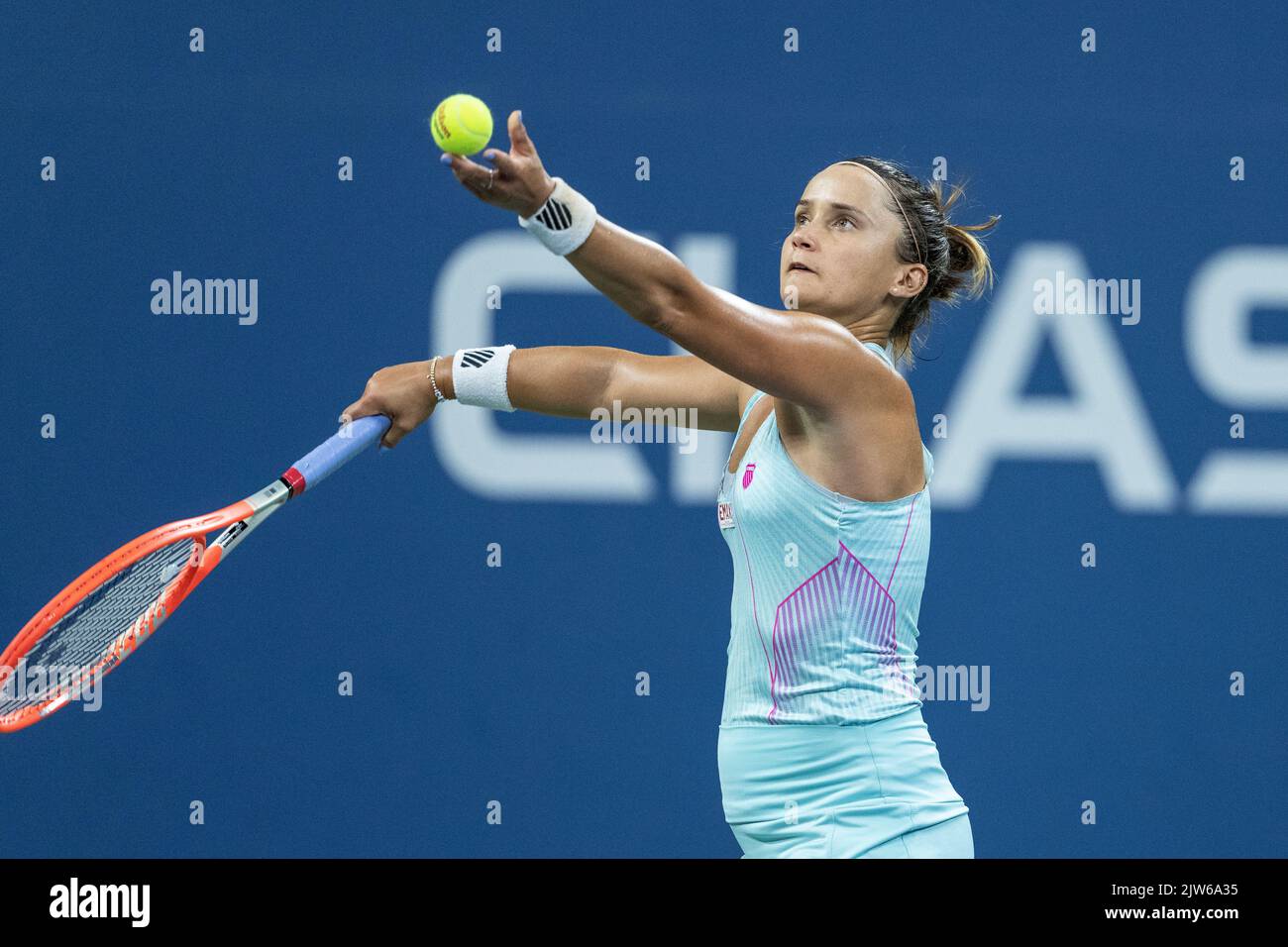 New York, NY September 3, 2022 Lauren Davis of USA serves during 3rd