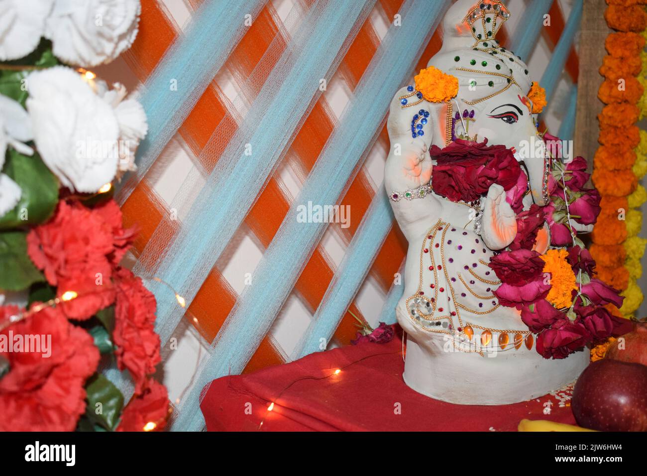 Ganesh chaturthi decoration ideas at home . Ganesh chaturthi
