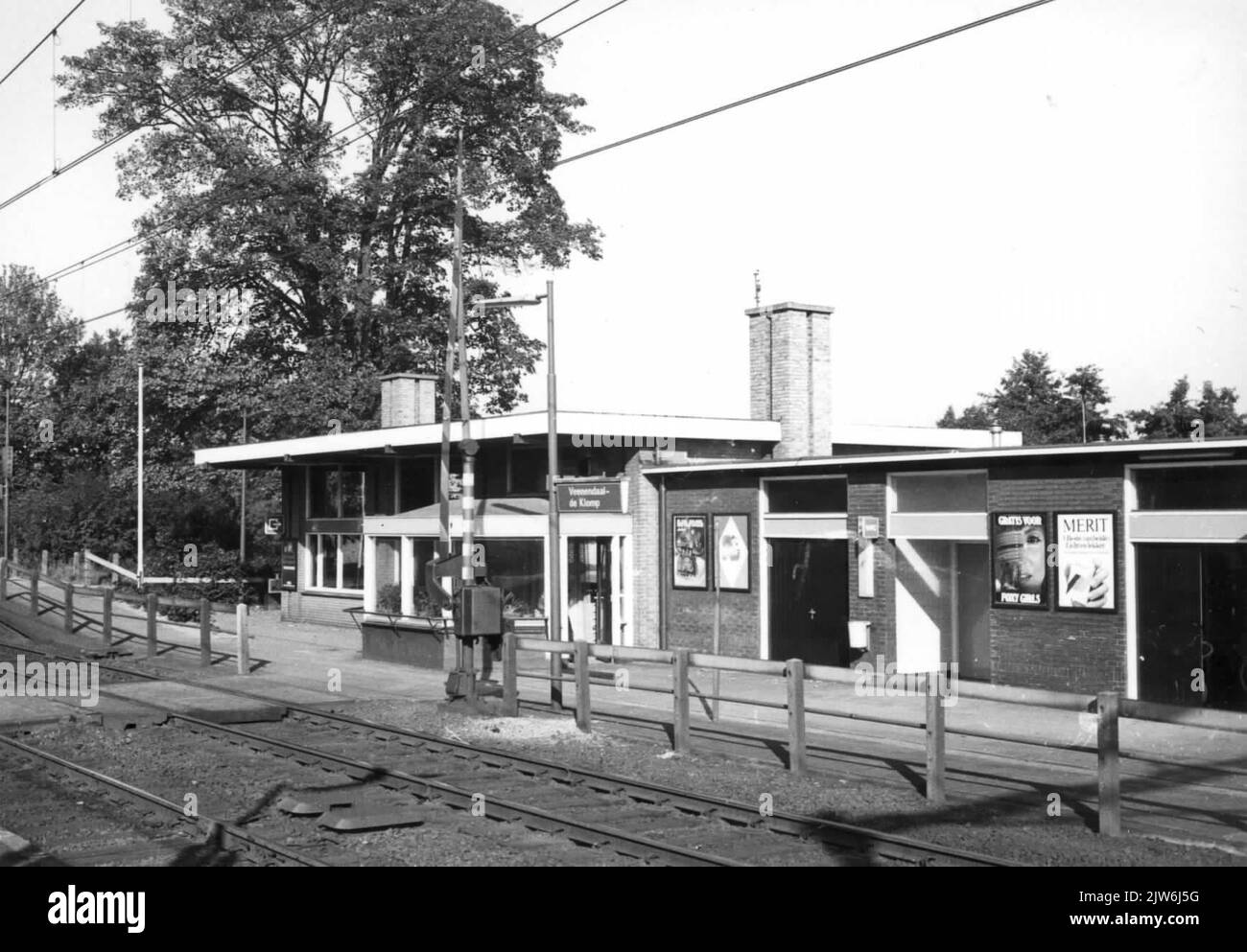 View on the platform side of the N.S. station VeenendaalDe Klomp in De Klomp Stock Photo Alamy