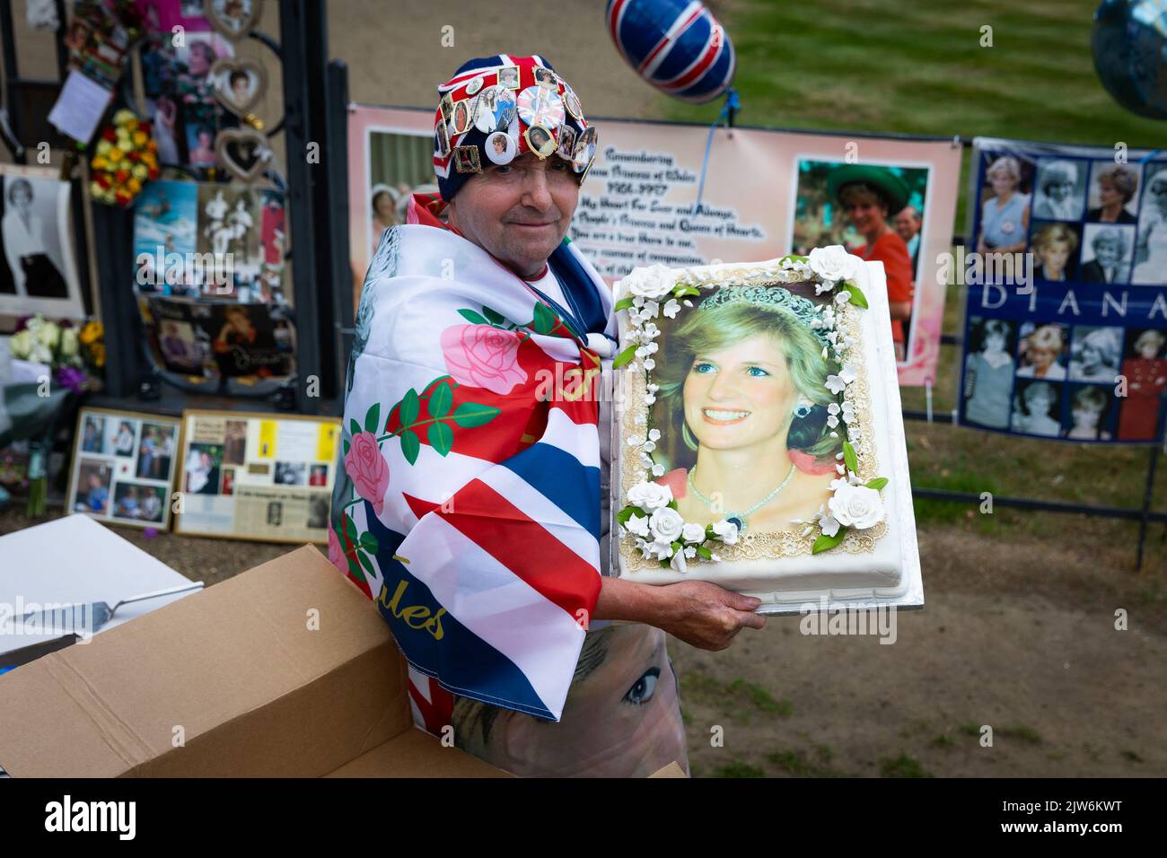 Diana cake hi-res stock photography and images - Alamy