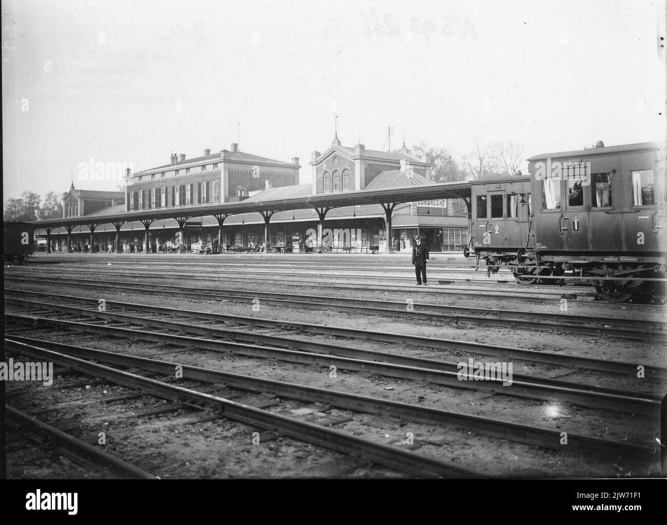 Dordrecht station hi-res stock photography and images - Alamy