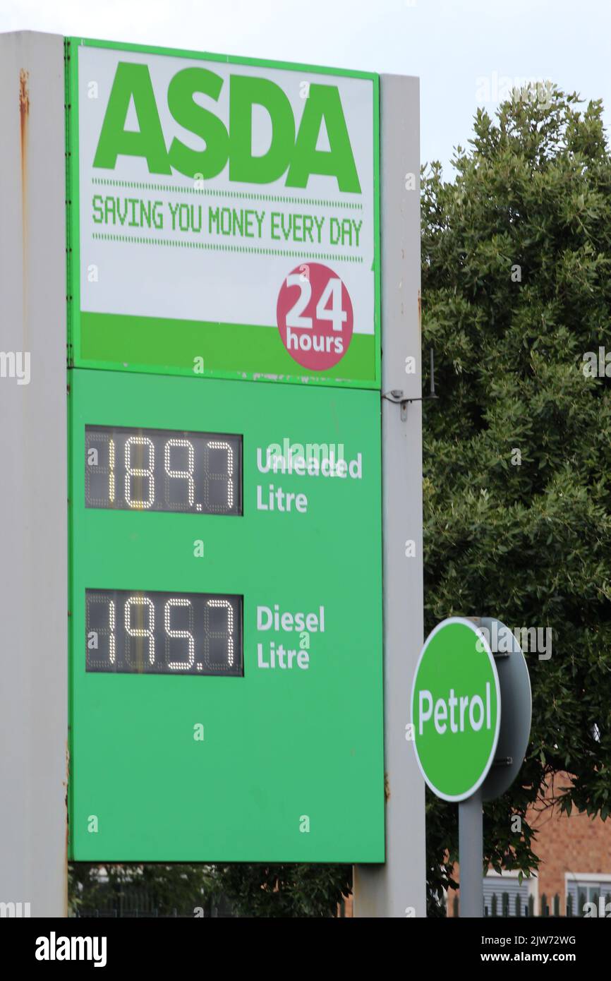 Cost of living fuel prices Stock Photo Alamy