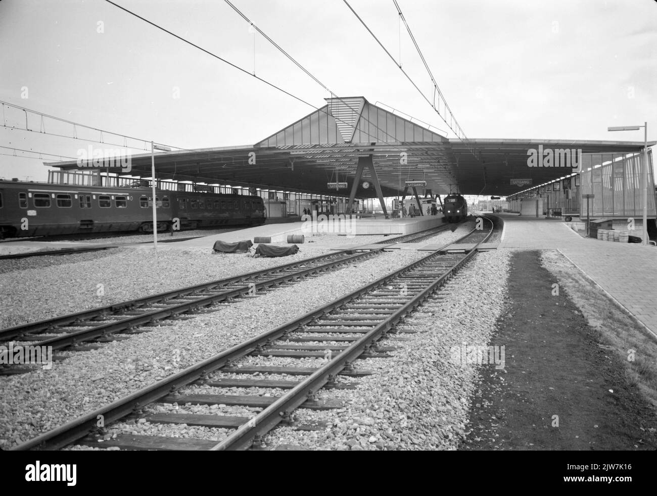 Public transport rotterdam Black and White Stock Photos & Images - Alamy