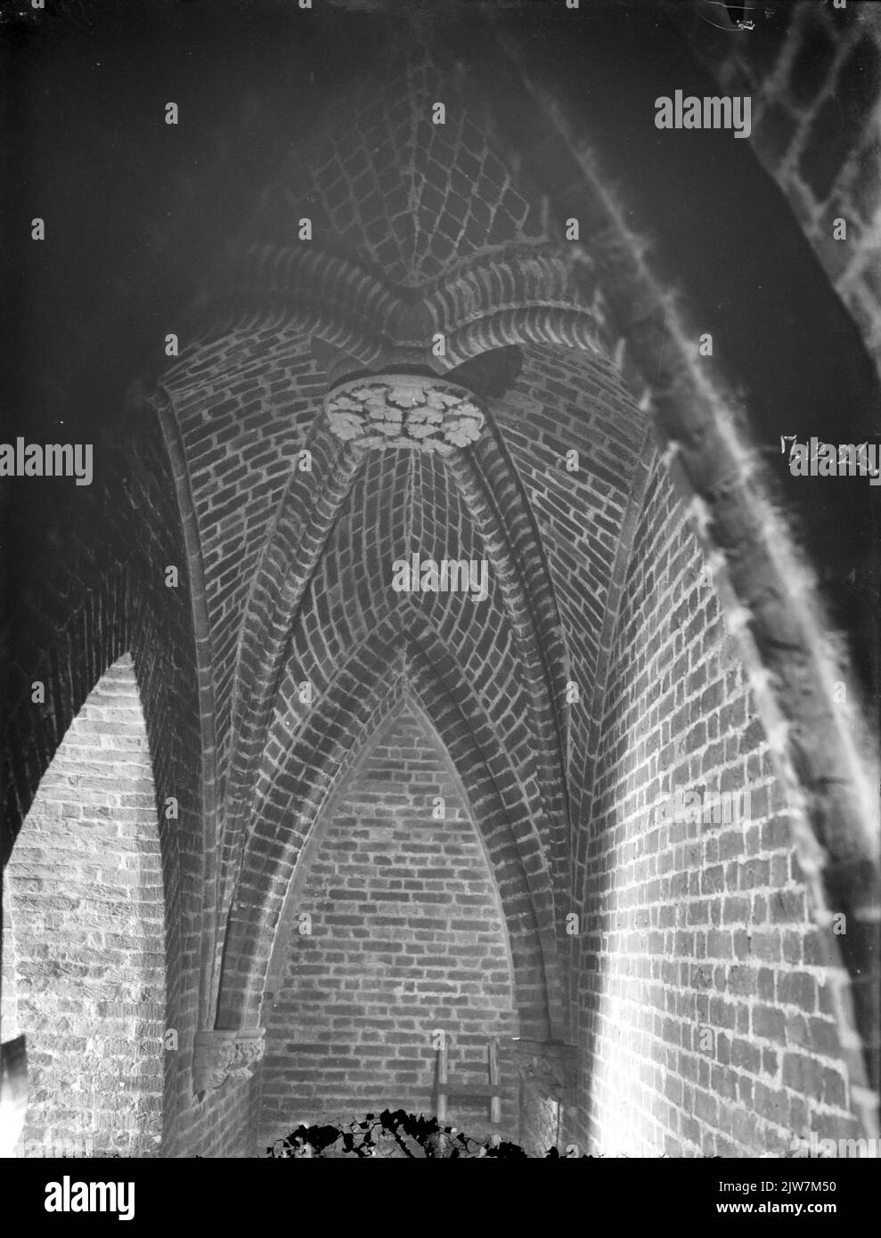 Interior of the Dom tower (Domplein) in Utrecht: Kruisrib vault, with ...