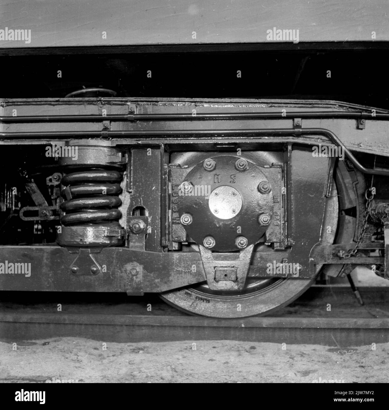 Image of a bogie with Aspot of an electric train set matt. 1954 (Plan F