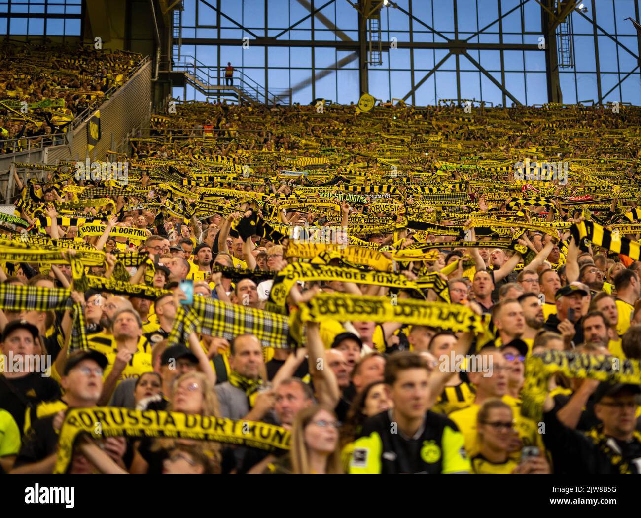 Borussia Dortmund - TSG 1899 Hoffenheim 02.09.2022, Fussball; Saison 2022/23  Foto: Moritz Müller  Copyright (nur für journalistische Zwecke) by :  Mo Stock Photo