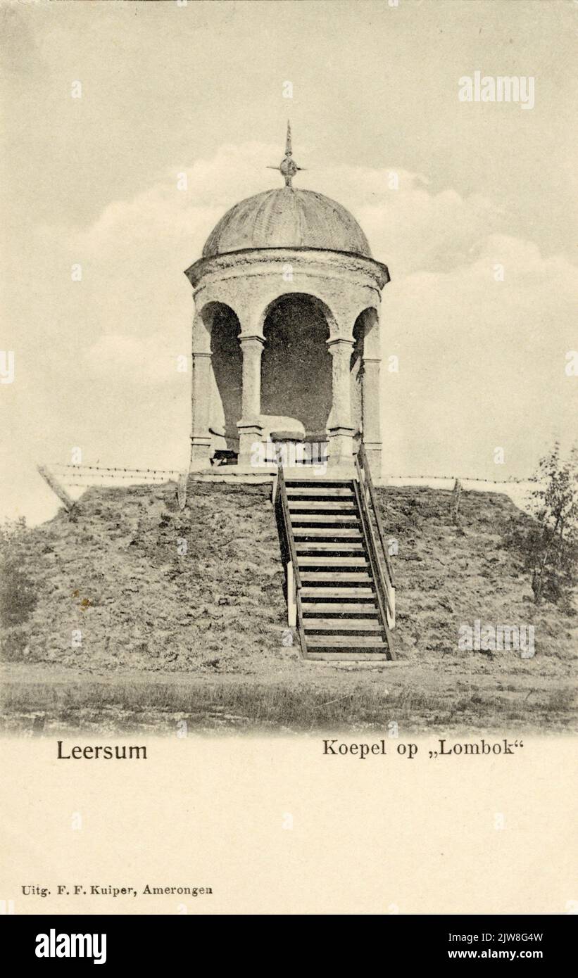 View of the tea dome De Peperbus, belonging to the house Lombok (Lomboklaan 35) in Leersum. Stock Photo