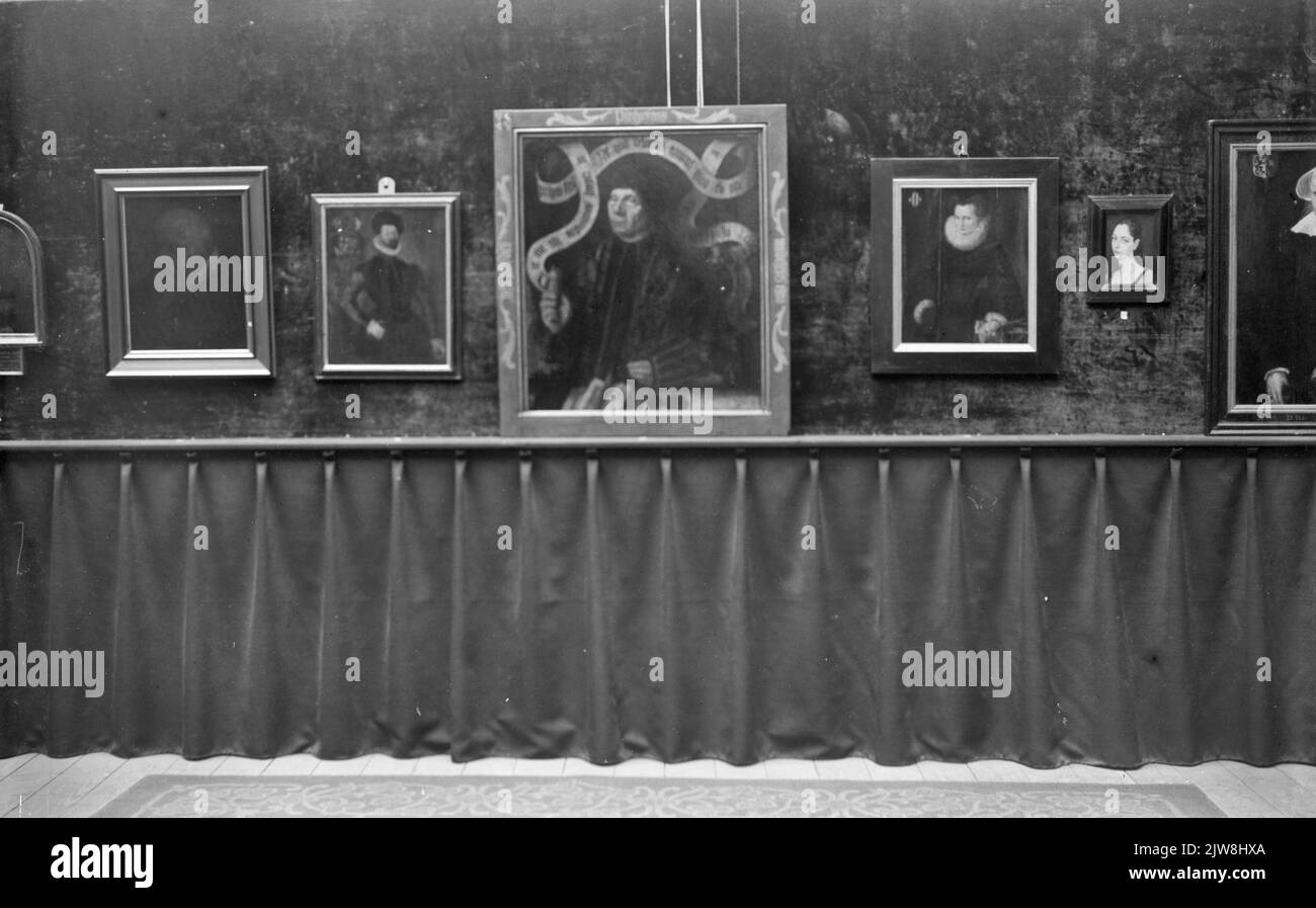 Image of some paintings in the exhibition hall of the Association for